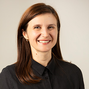 Mihaela Bucur